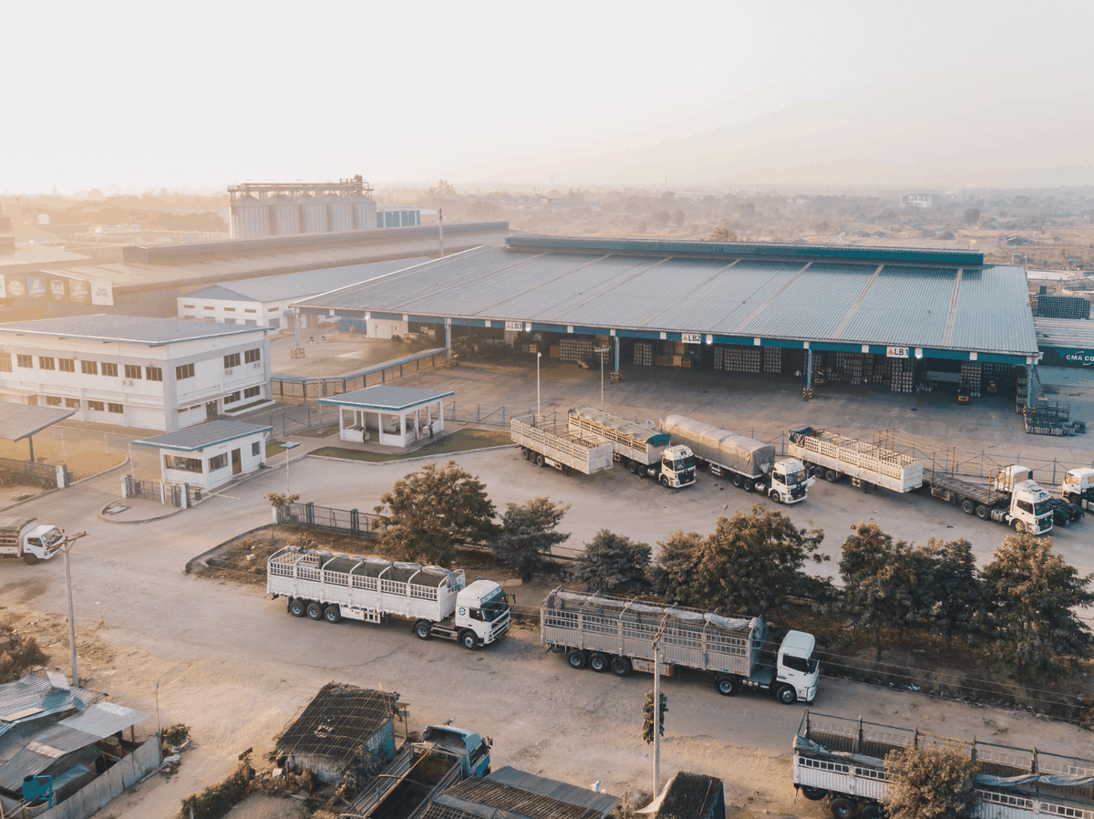 Trucking & Logistics